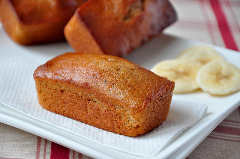 Mini Banana Bread Loaves Recipe — The Mom 100